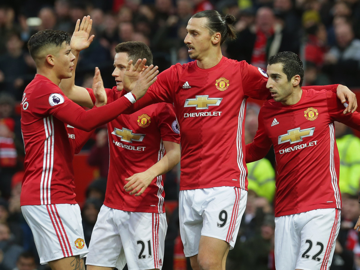 manchester-united-team-photo.jpg